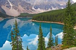 英雄联盟总决赛赛程-跨次元巅峰战，利拉德狂轰45分，湖人强势拿下辽宁队引爆篮球世界观