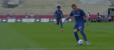 尼斯客场大胜摩纳哥,豪取三分 尼斯客场大胜摩纳哥,豪取三分