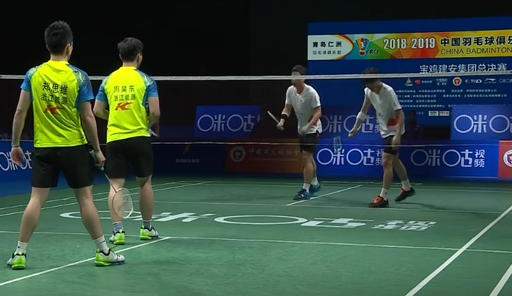 中国队鏖战日本队,郑思维扛起全队 中国队鏖战日本队,郑思维扛起全队