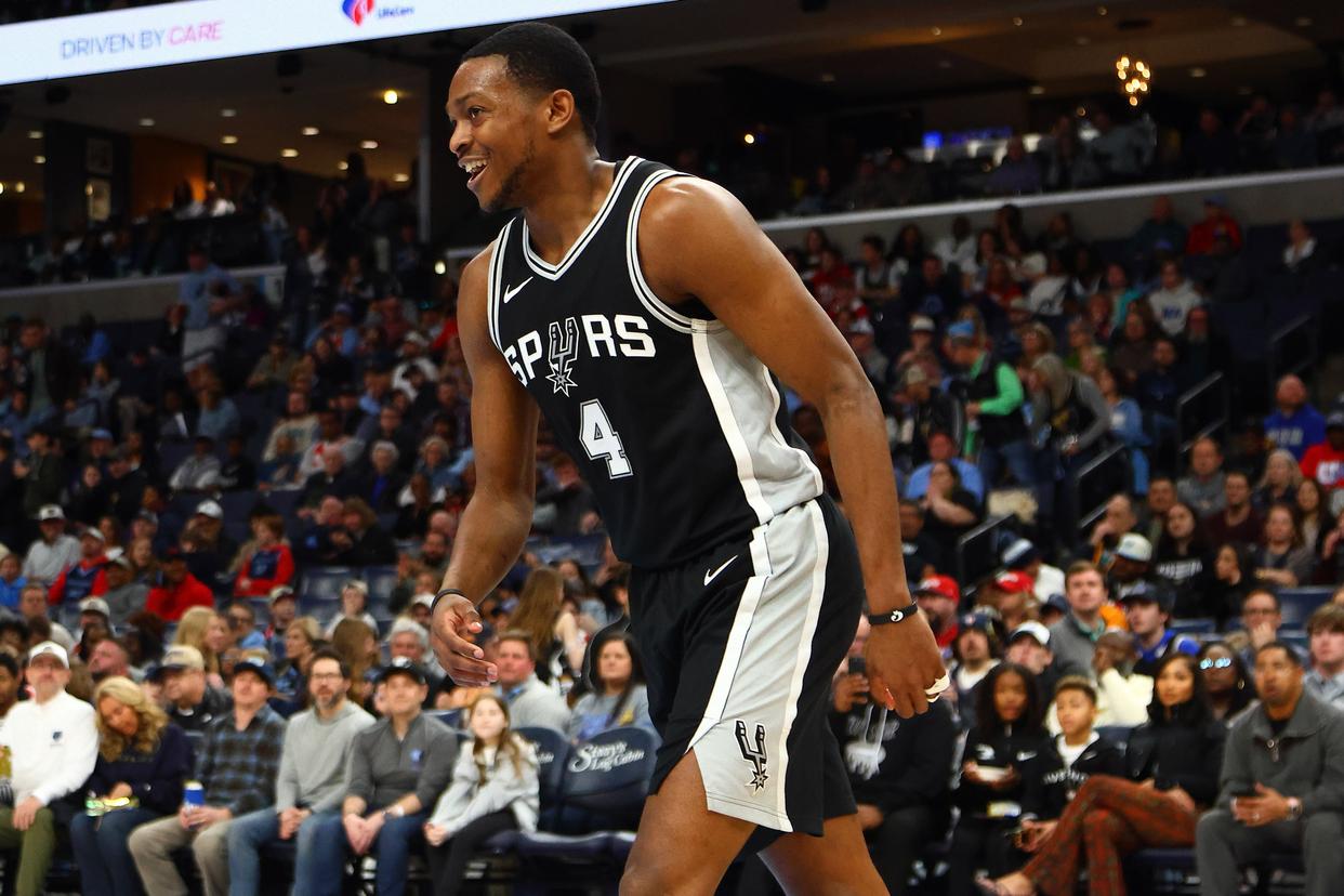 马刺主帅盛赞球队表现,期待更好表现 马刺主帅盛赞球队表现,期待更好表现