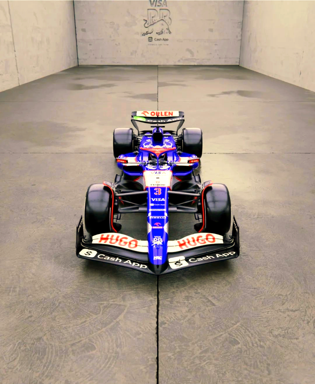 红牛车队横扫红牛二队，拉塞尔扛起全队