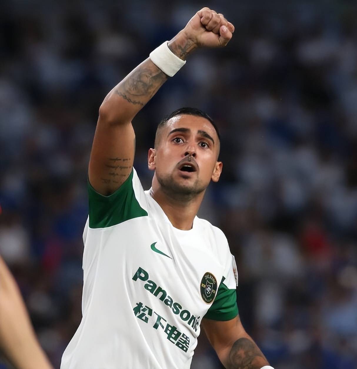 汉诺威再度失利,保级危机愈发严重 汉诺威再度失利,保级危机愈发严重