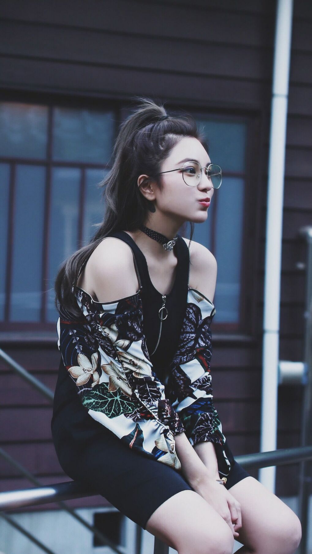 方寸间的爆发，巴雷拉在霓虹深渊中改写剧本