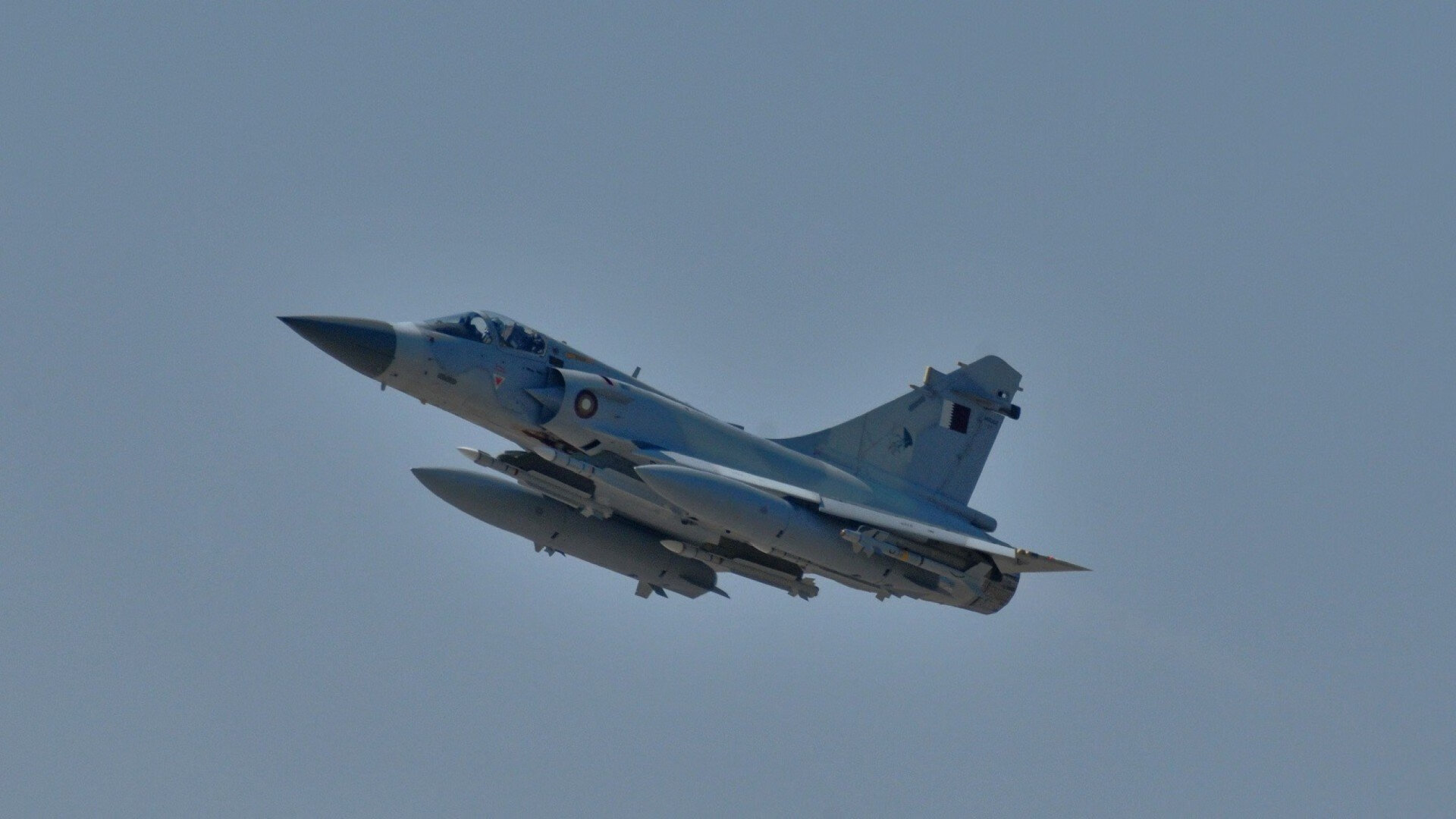 暗夜灯塔，奥运周期关键战役中坎特如何用防守照亮征途